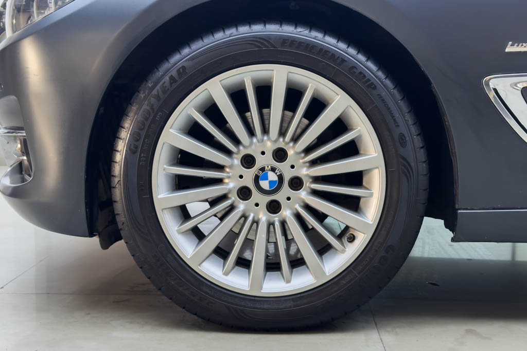 BMW 320d GT Luxury Line 