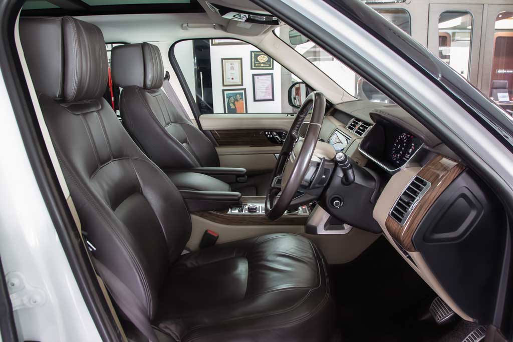 Land Rover Range Rover Vogue SE LWB