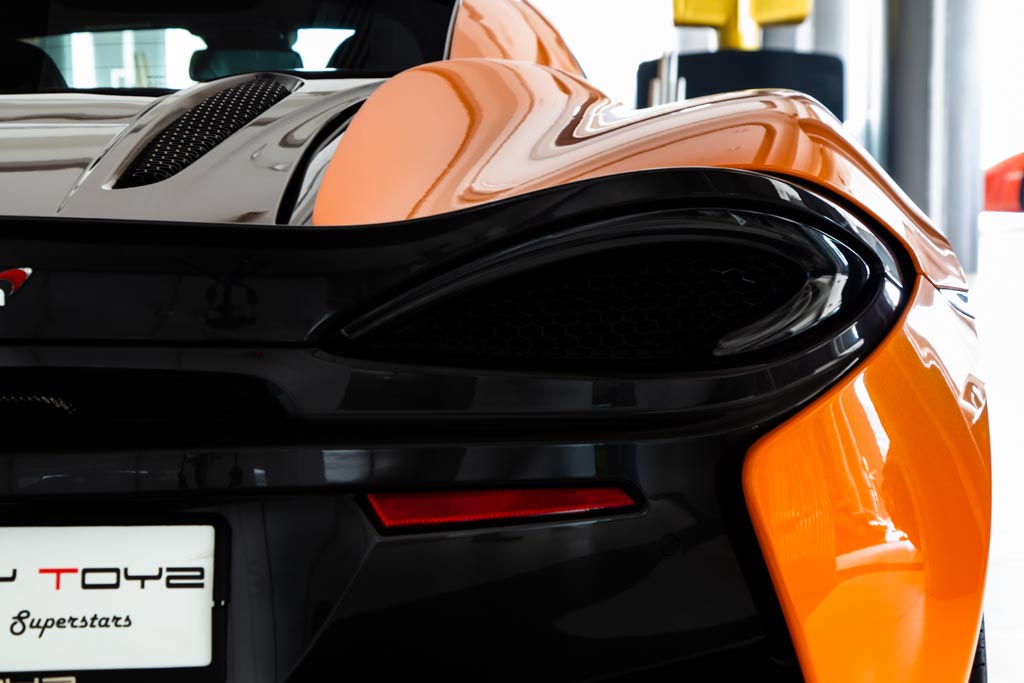 McLaren 570s Coupe