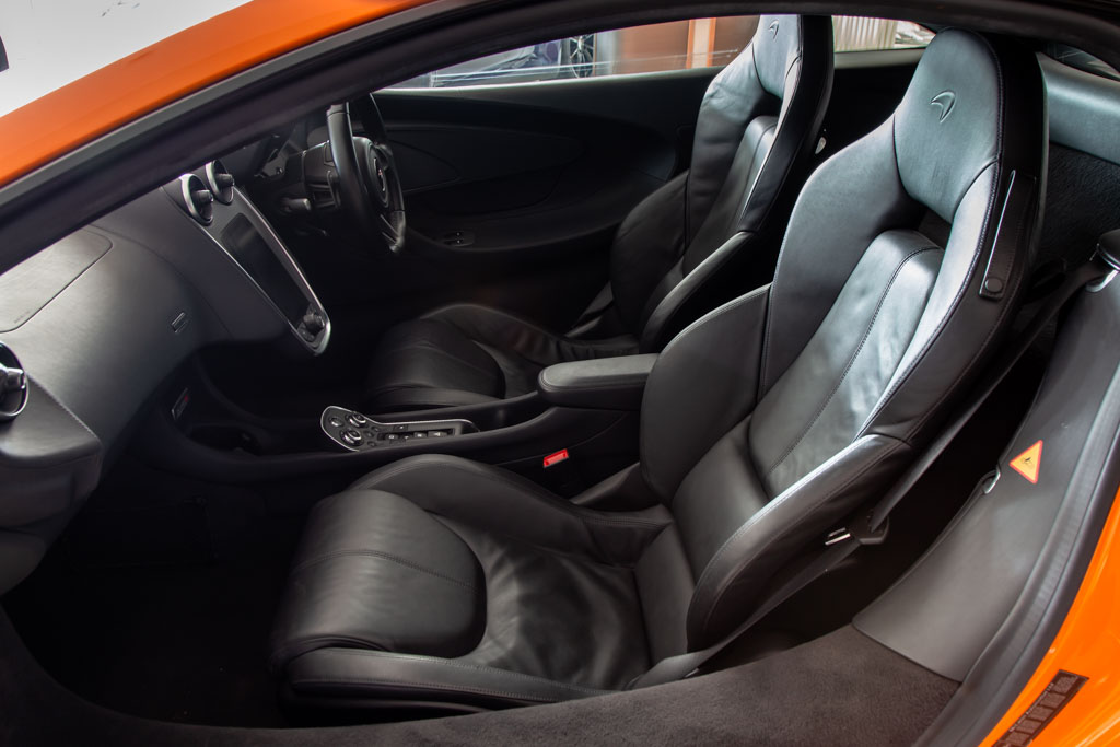 McLaren 570s Coupe