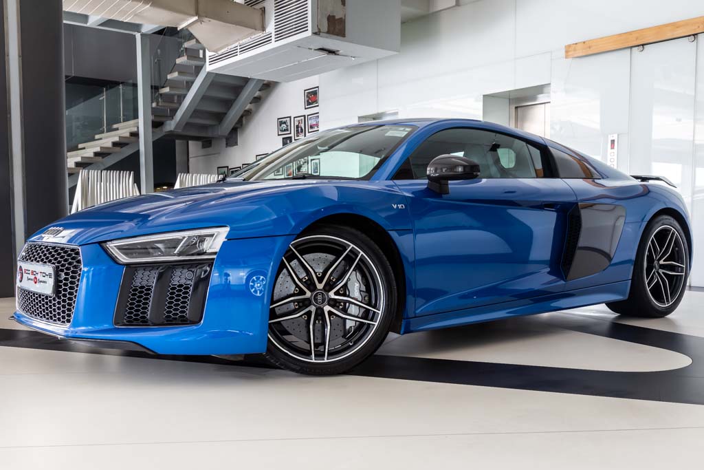 Audi R8 V10 'Plus'