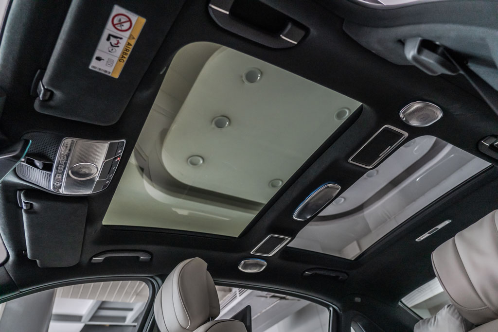 MERCEDES MAYBACH S560