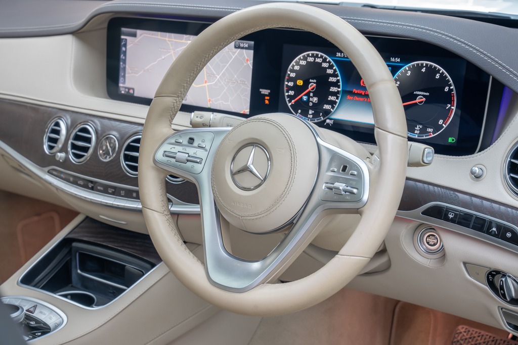 Mercedes-Benz S450