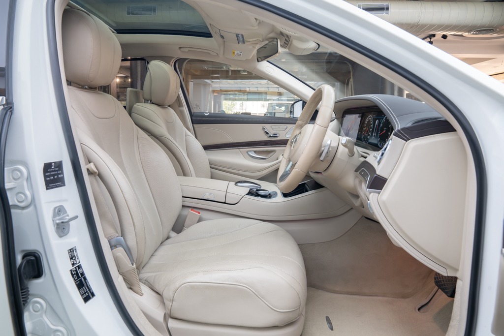 Mercedes-Benz S450