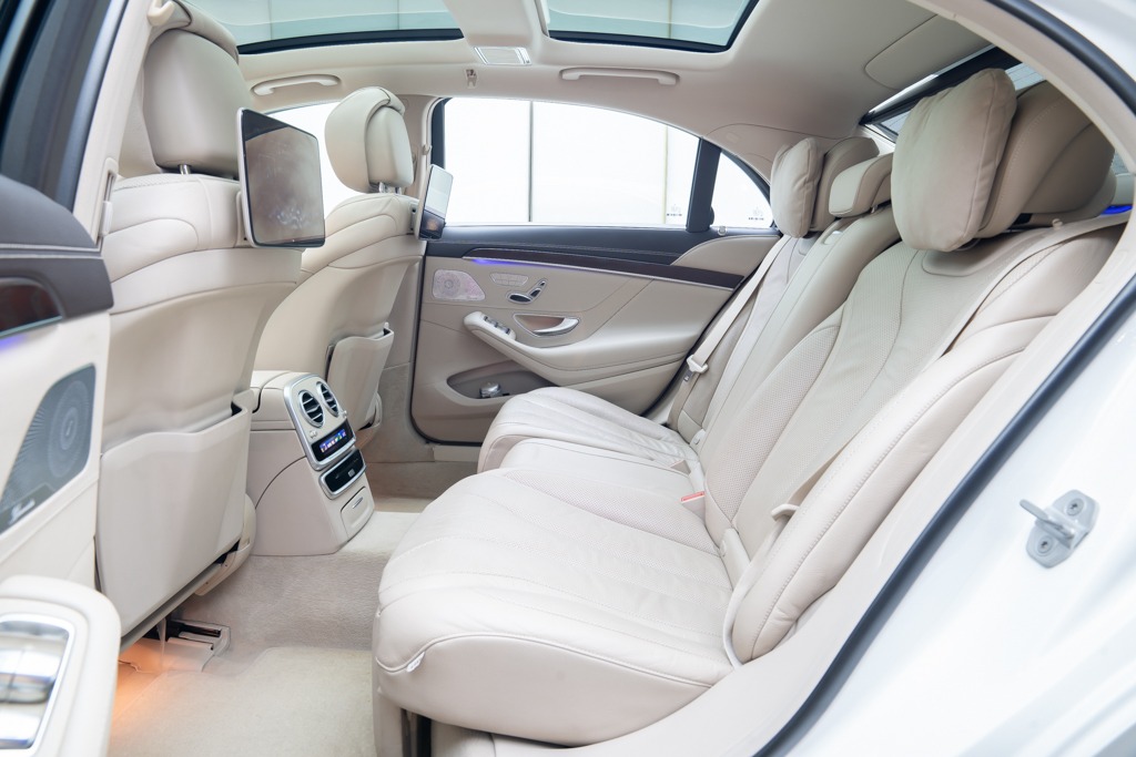 Mercedes-Benz S450