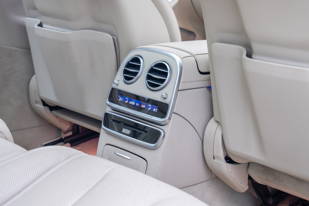 Mercedes-Benz S450