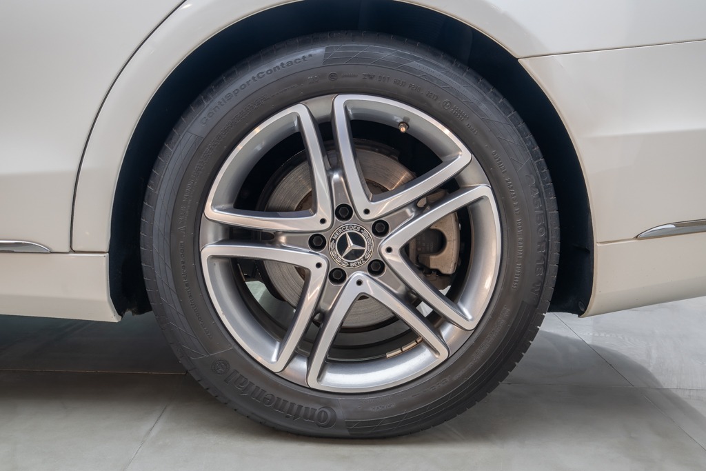 Mercedes-Benz S450