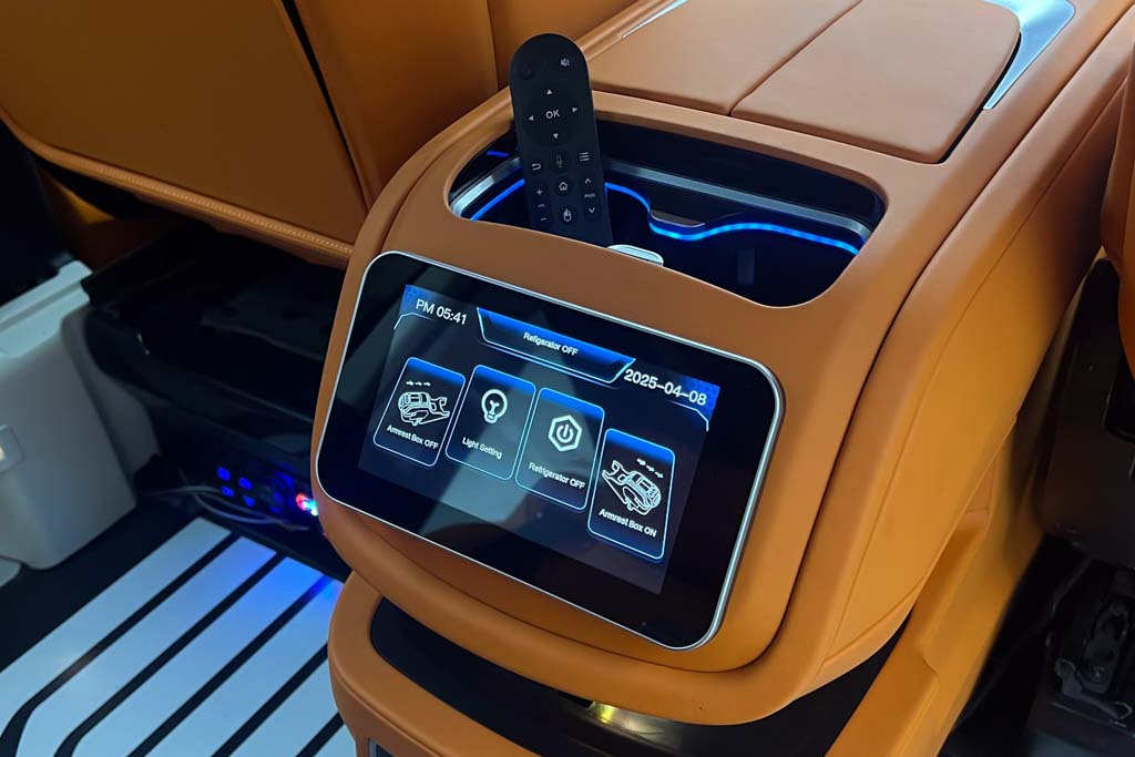 MERCEDES BENZ V220D EXCLUSIVE