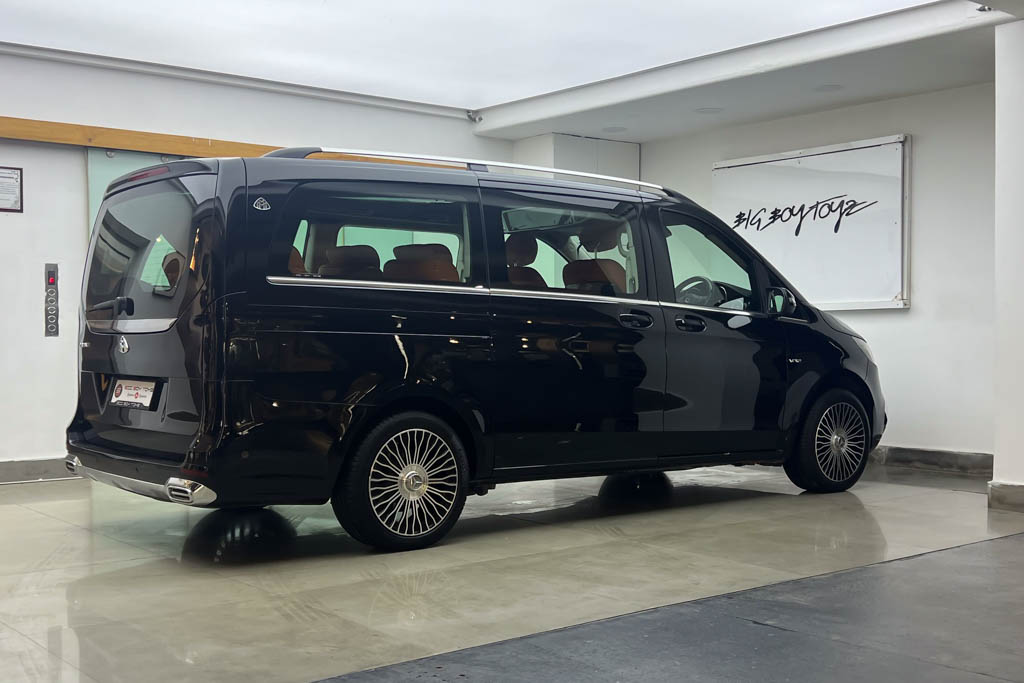 MERCEDES BENZ V220D EXCLUSIVE