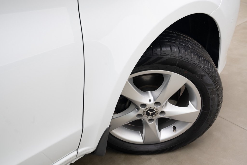 Mercedes Benz V220d Exclusive