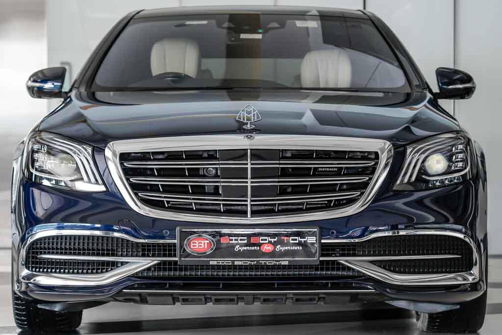 MERCEDES MAYBACH S560