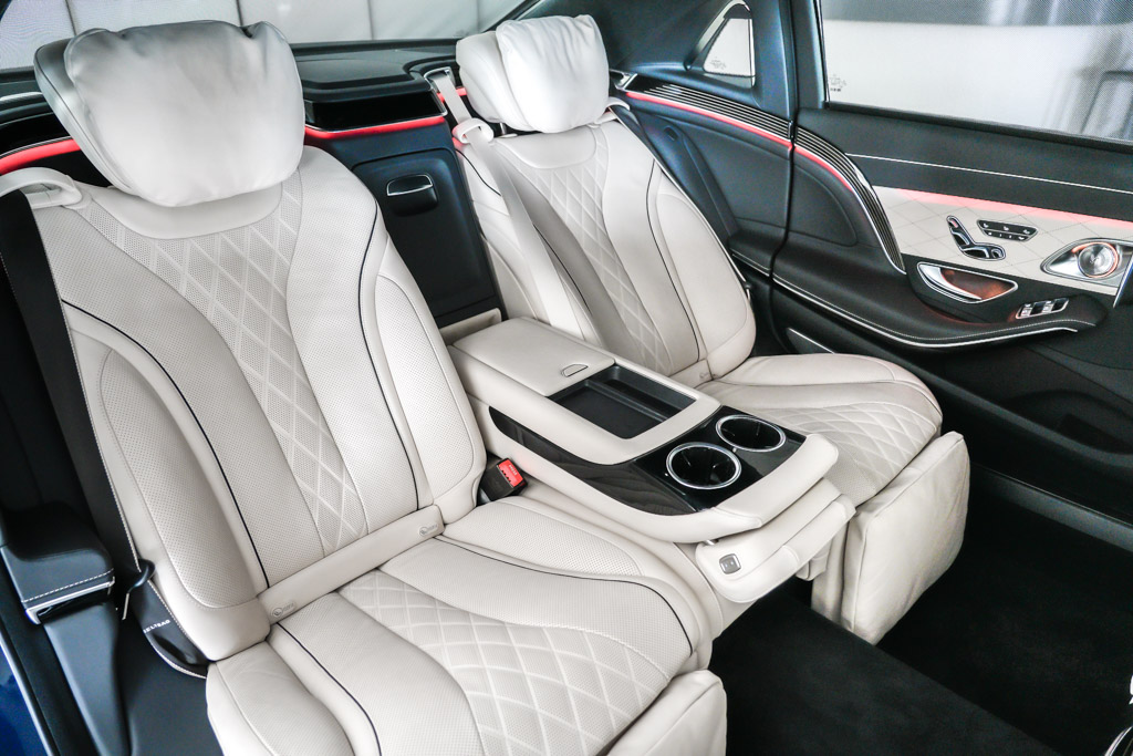 MERCEDES MAYBACH S560