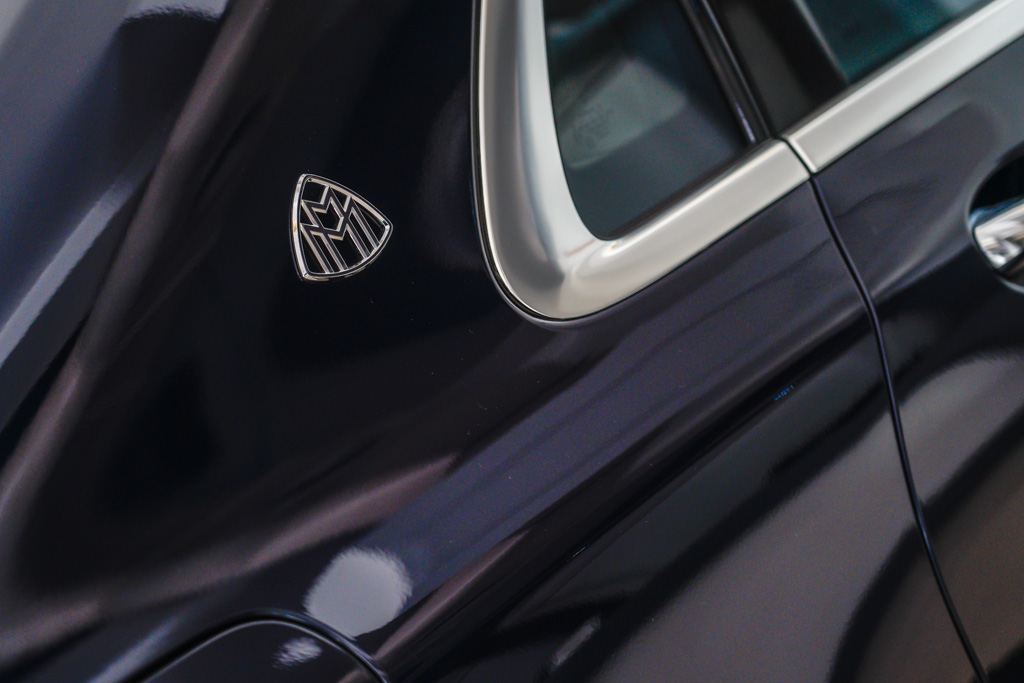 MERCEDES MAYBACH S560
