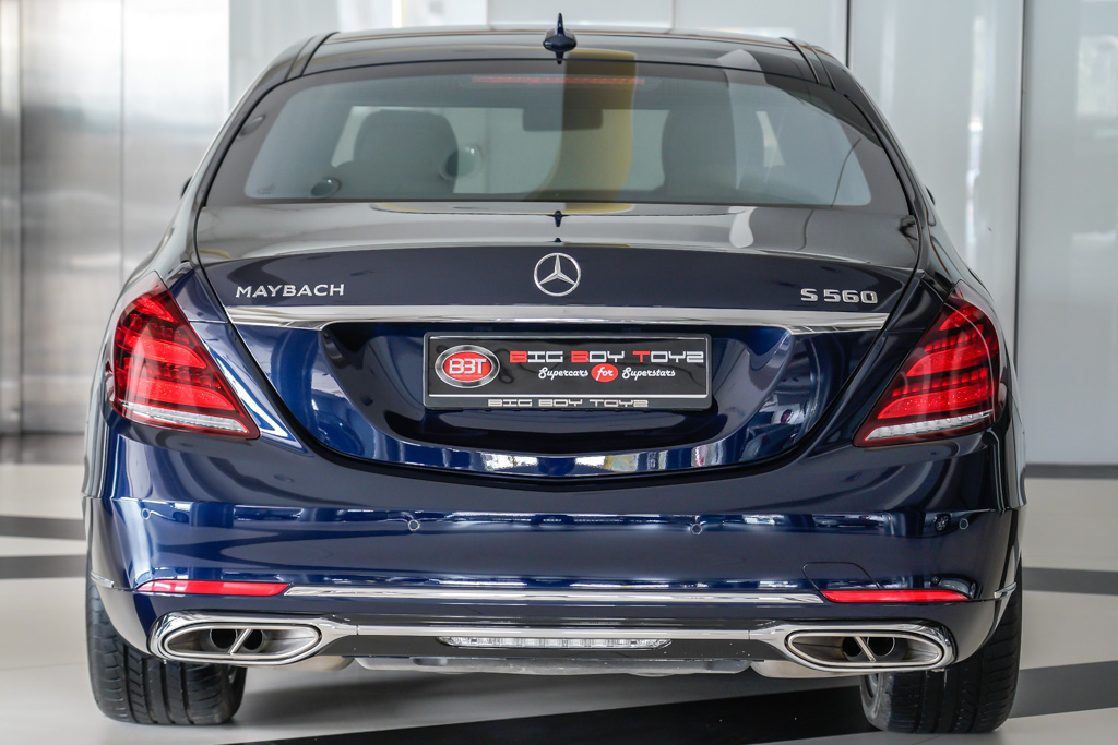 MERCEDES MAYBACH S560