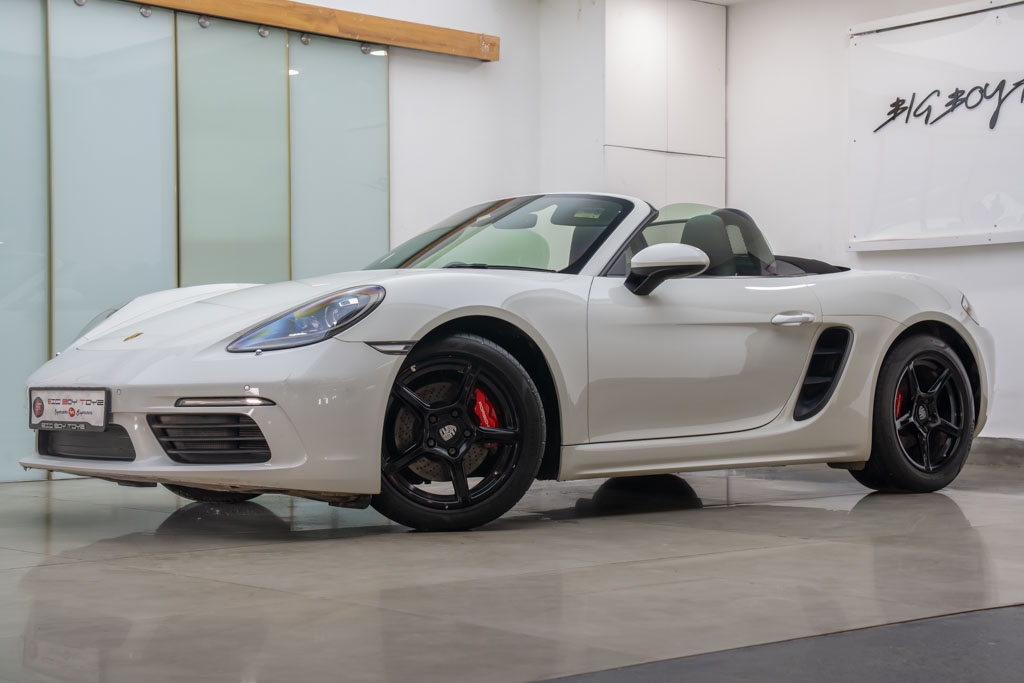 Porsche 718 Boxster