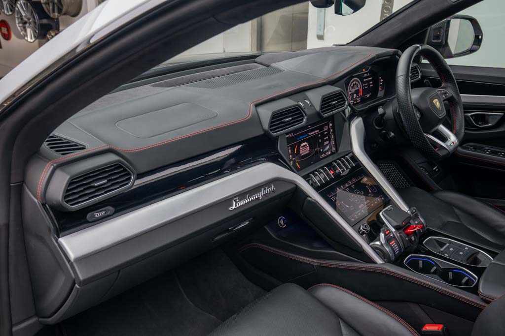 Lamborghini Urus Mansory Edition