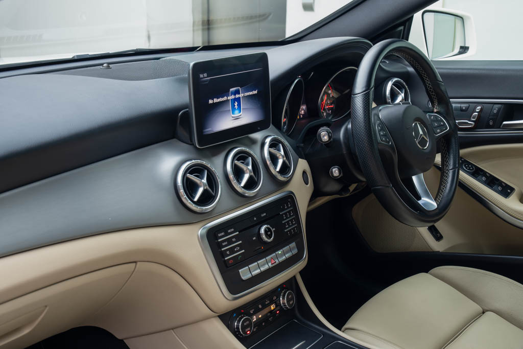 Mercedes Benz CLA 200d
