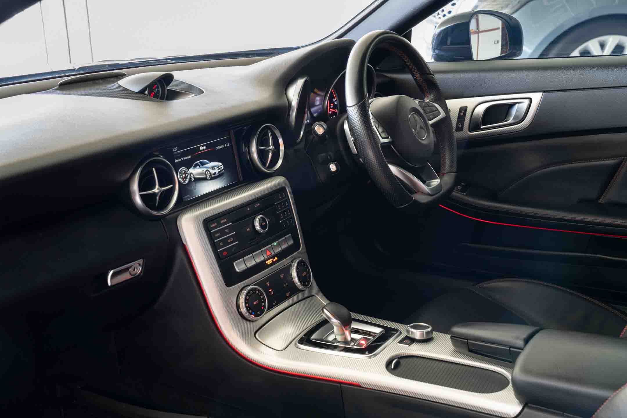 MERCEDES Benz SLC43 AMG