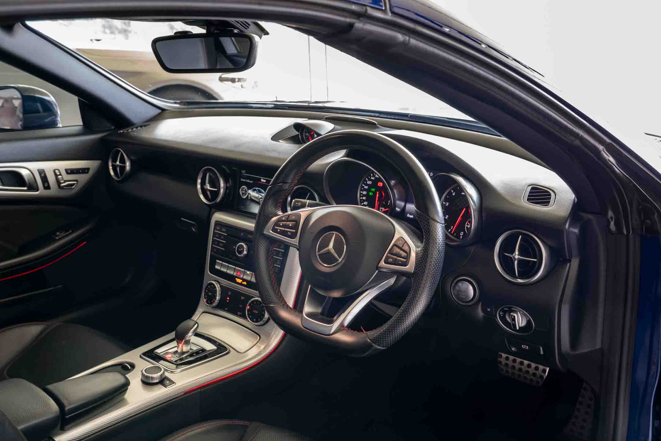 MERCEDES Benz SLC43 AMG