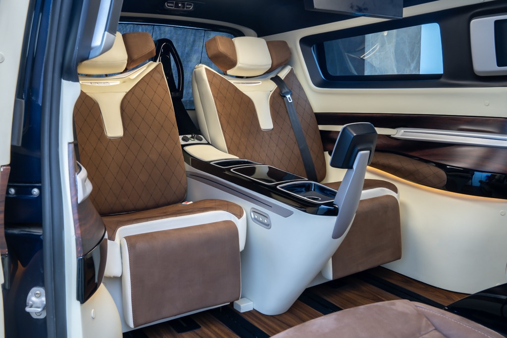 MERCEDES BENZ V220D EXCLUSIVE