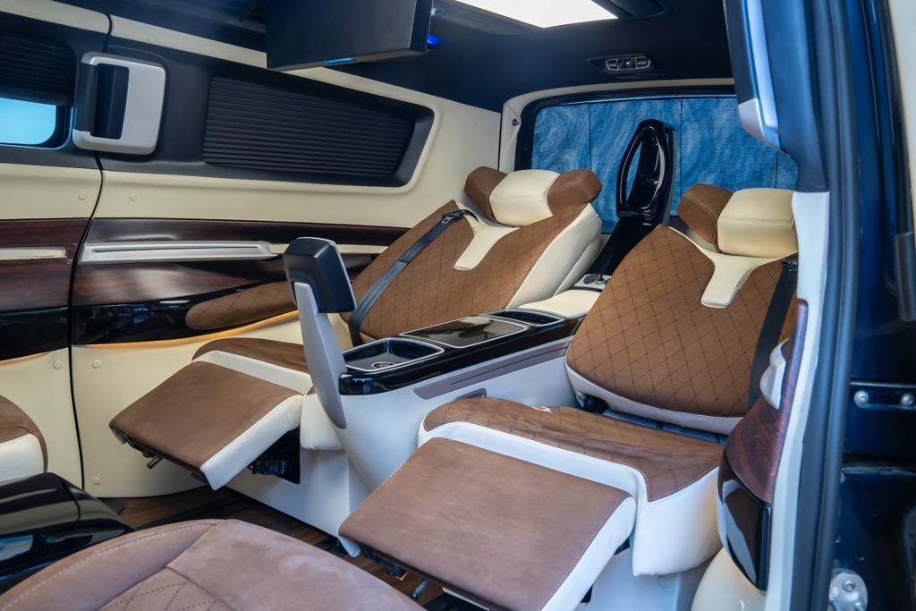 MERCEDES BENZ V220D EXCLUSIVE