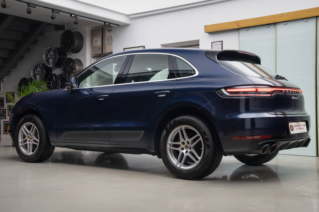 PORSCHE MACAN S