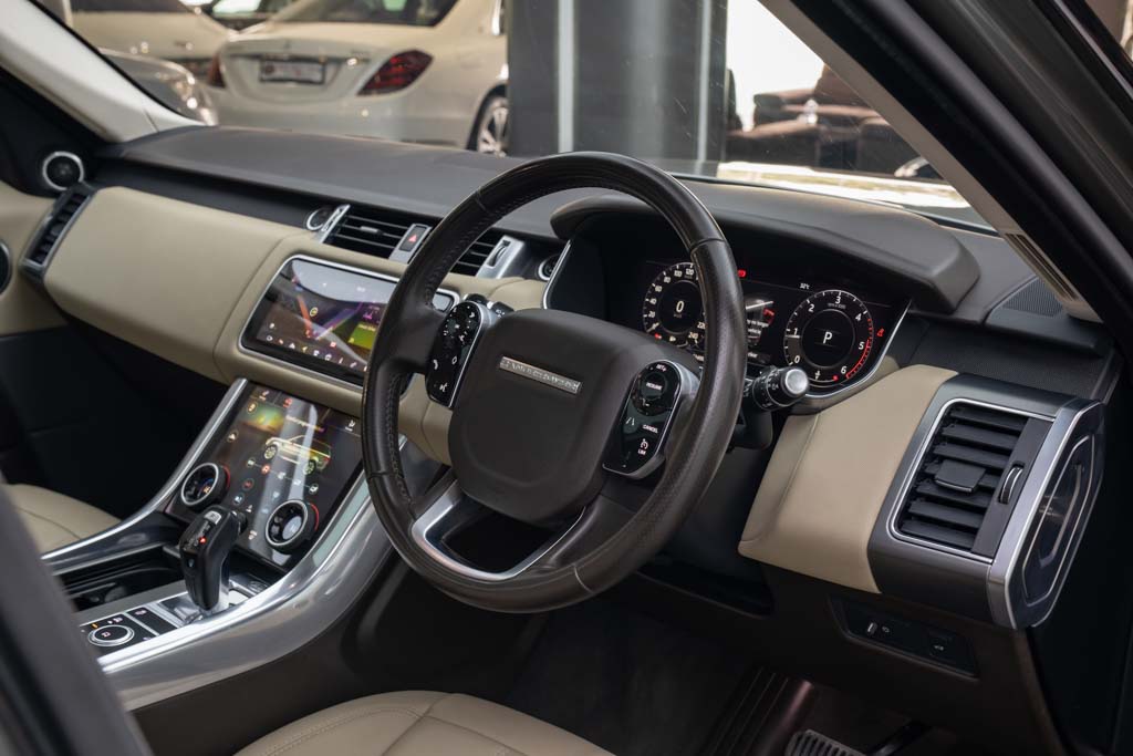 RANGE ROVER SPORT SE