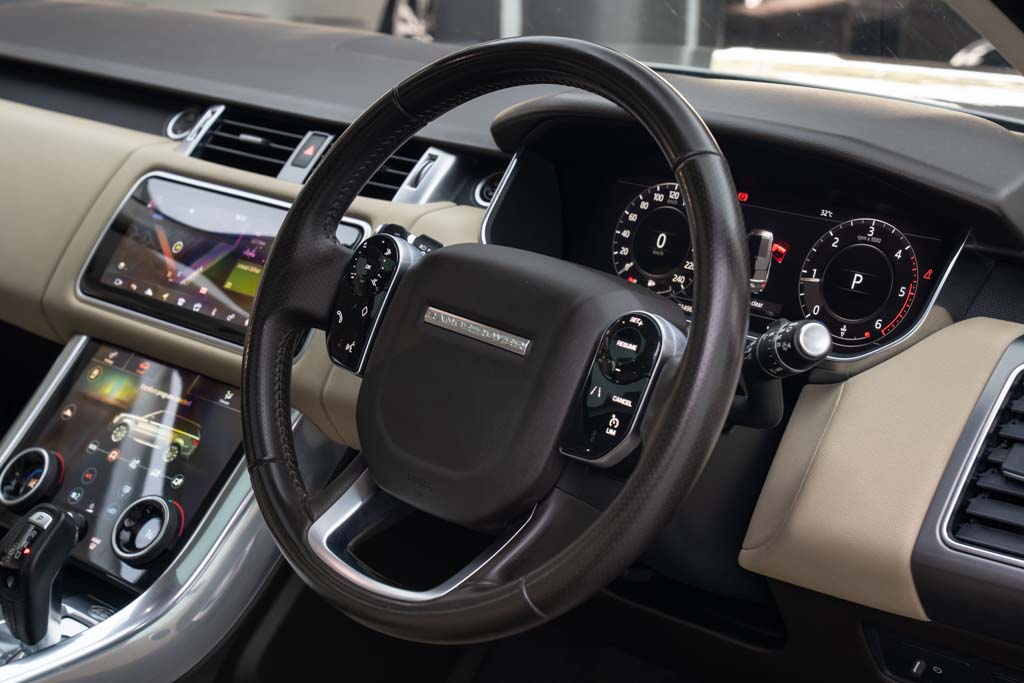 RANGE ROVER SPORT SE