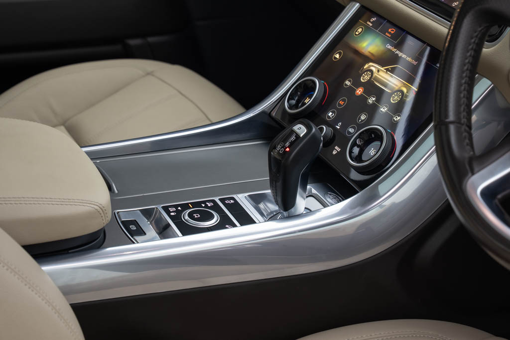 RANGE ROVER SPORT SE