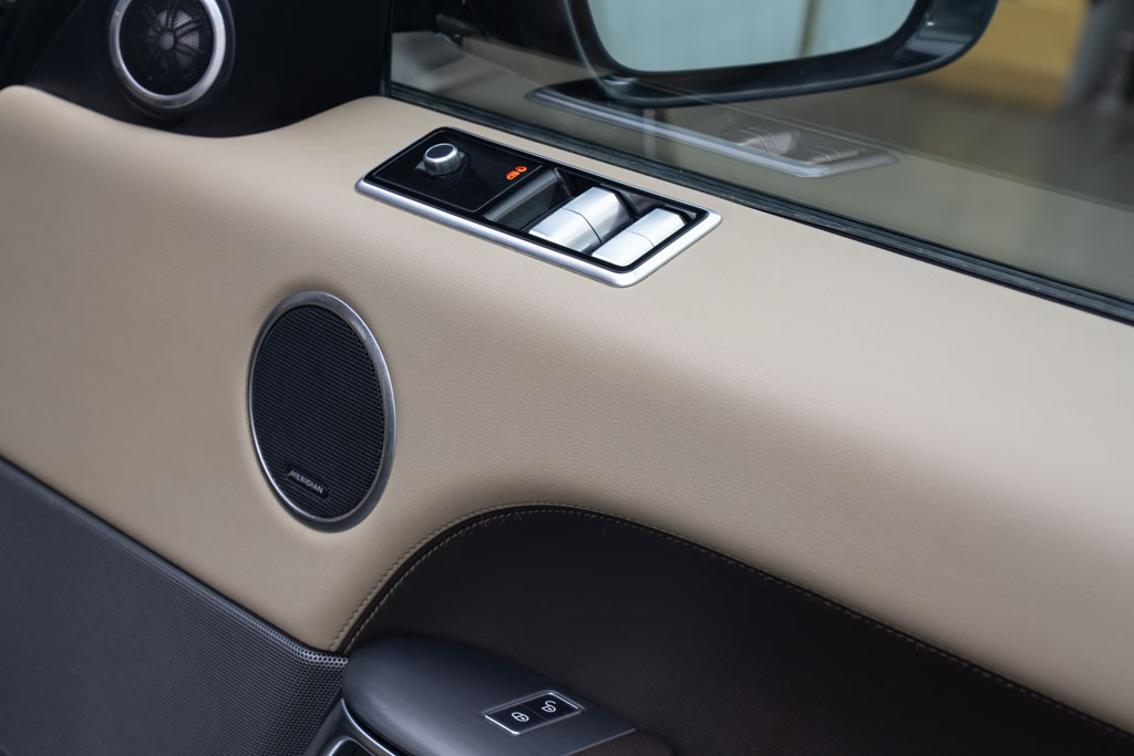 RANGE ROVER SPORT SE