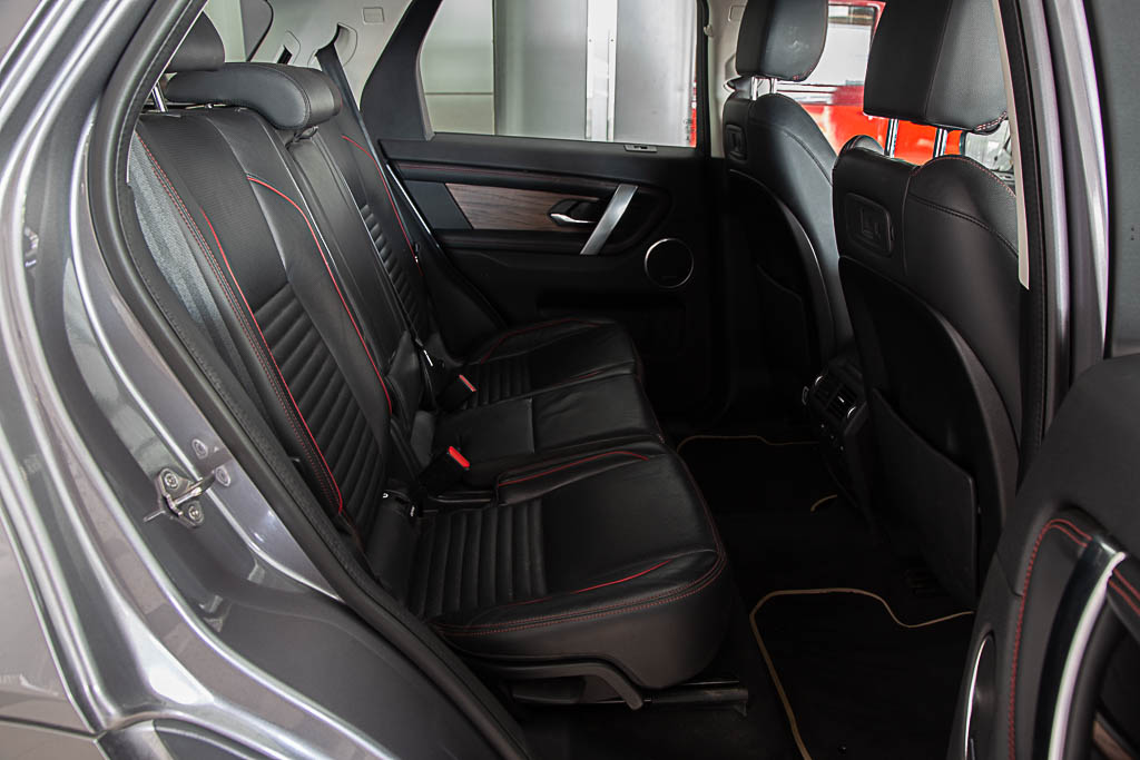 Land Rover Discovery Sport R-Dynamic SE