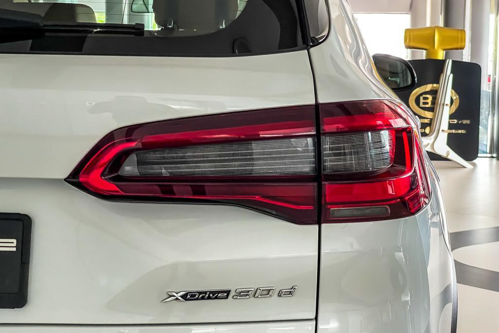 BMW X5 xdrive30d xline