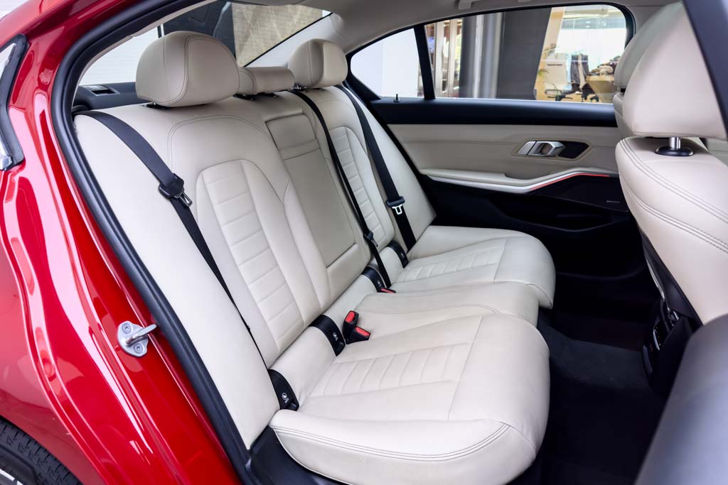 BMW 320Ld GRAN LIMOUSINE LUXURY LINE