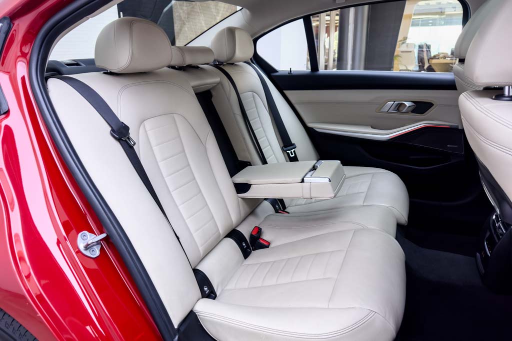 BMW 320Ld GRAN LIMOUSINE LUXURY LINE