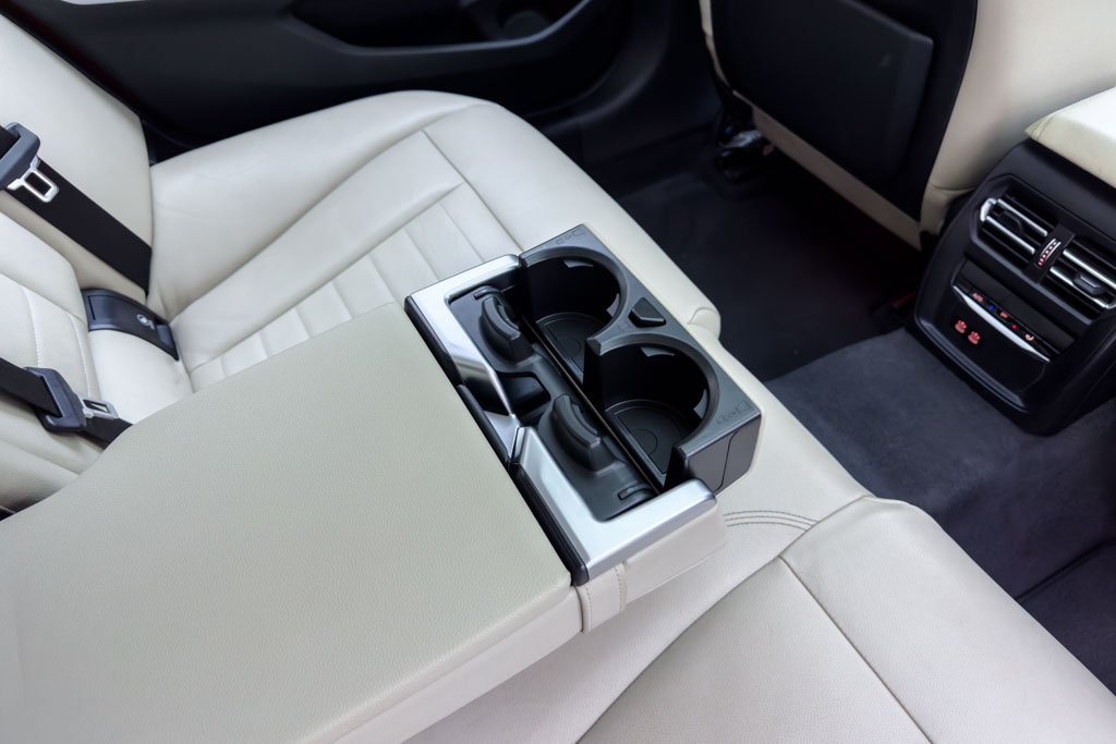 BMW 320Ld GRAN LIMOUSINE LUXURY LINE