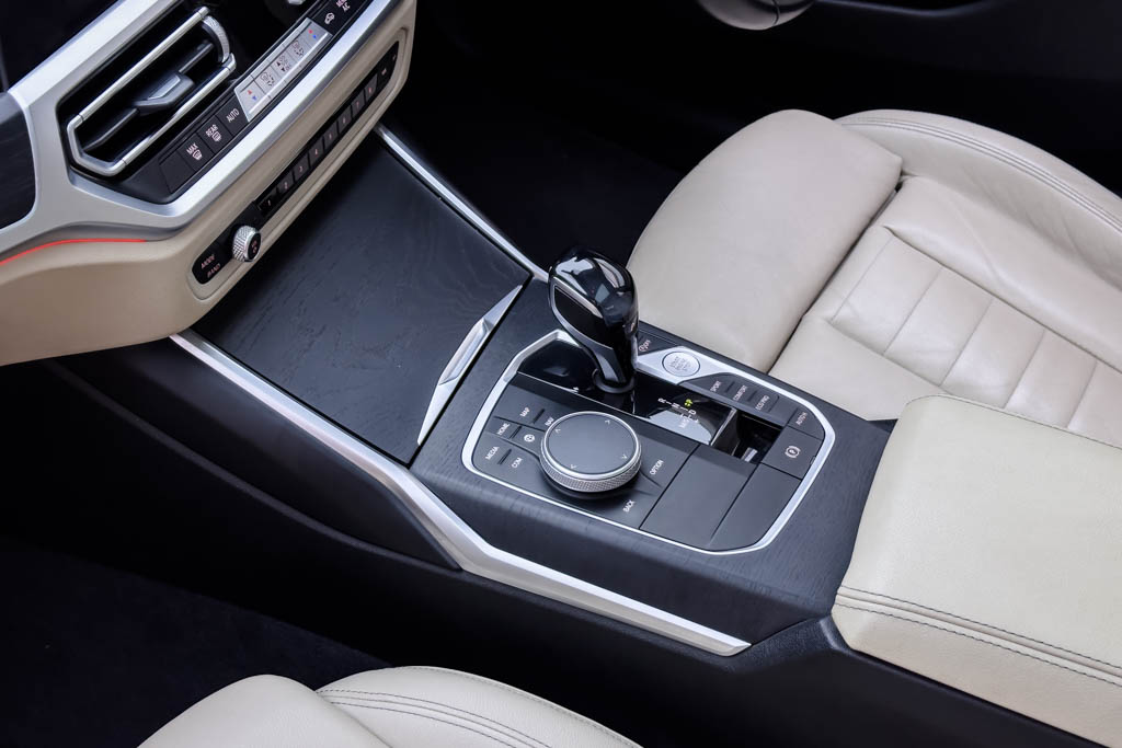 BMW 320Ld GRAN LIMOUSINE LUXURY LINE