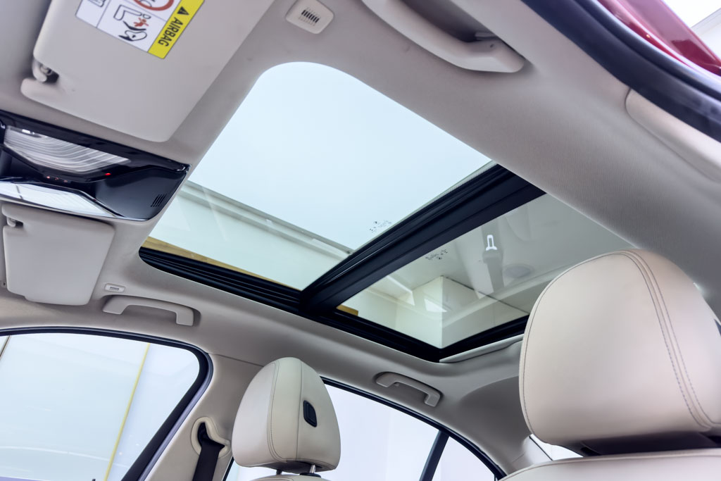 BMW 320Ld GRAN LIMOUSINE LUXURY LINE