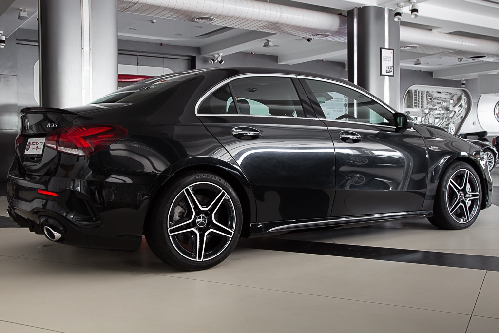 MERCEDES AMG A35 4MATIC