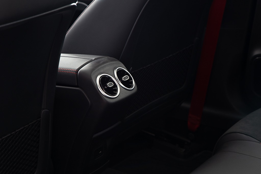 MERCEDES AMG A35 4MATIC