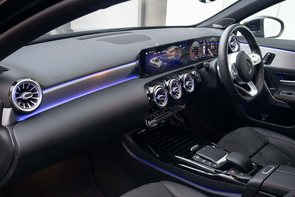 Mercedes Benz A35 AMG 