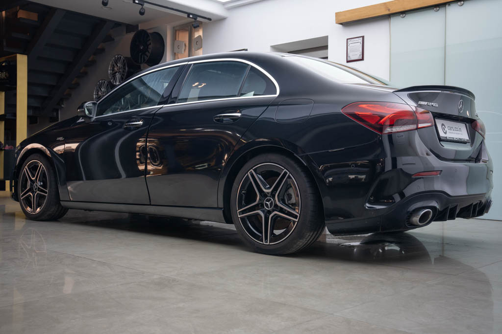 Mercedes Benz A35 AMG 