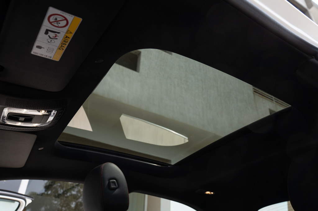 MERCEDES BENZ AMG A35 4MATIC LIMOUSINE