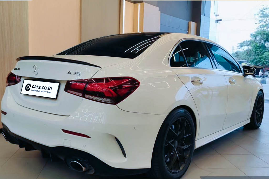 MERCEDES BENZ AMG A35 4MATIC LIMOUSINE