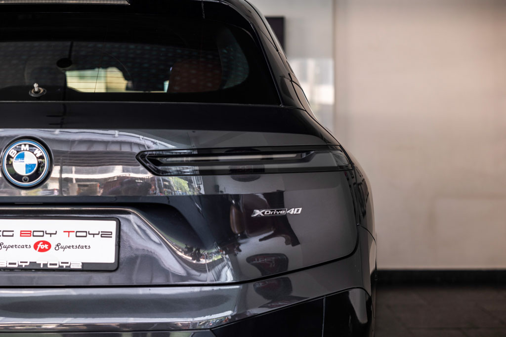 BMW IX xdrive40