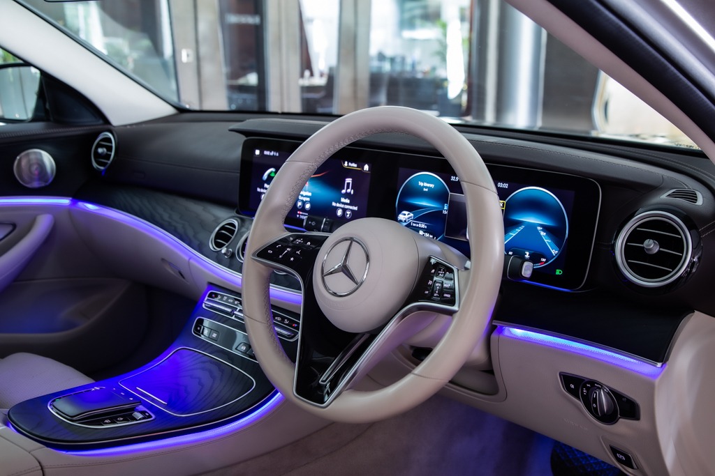 MERCEDES BENZ E220D EXCLUSIVE