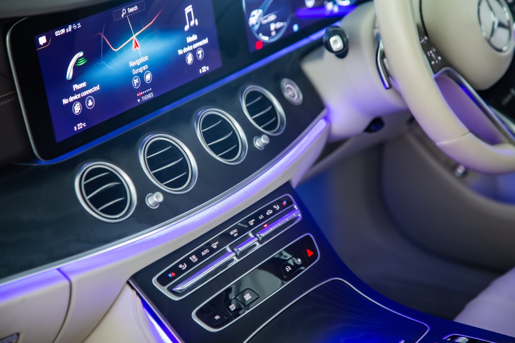 MERCEDES BENZ E220D EXCLUSIVE