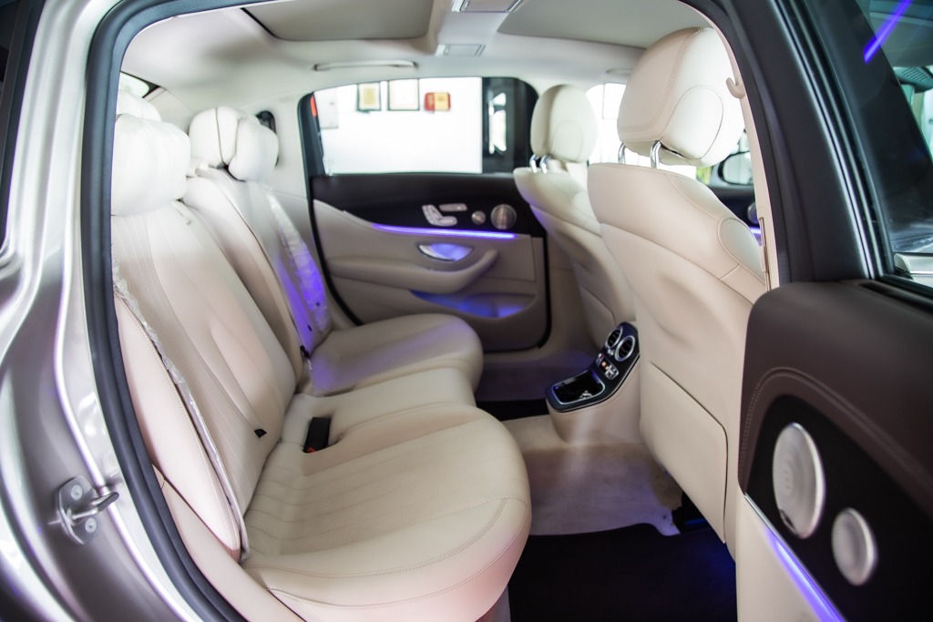 MERCEDES BENZ E220D EXCLUSIVE