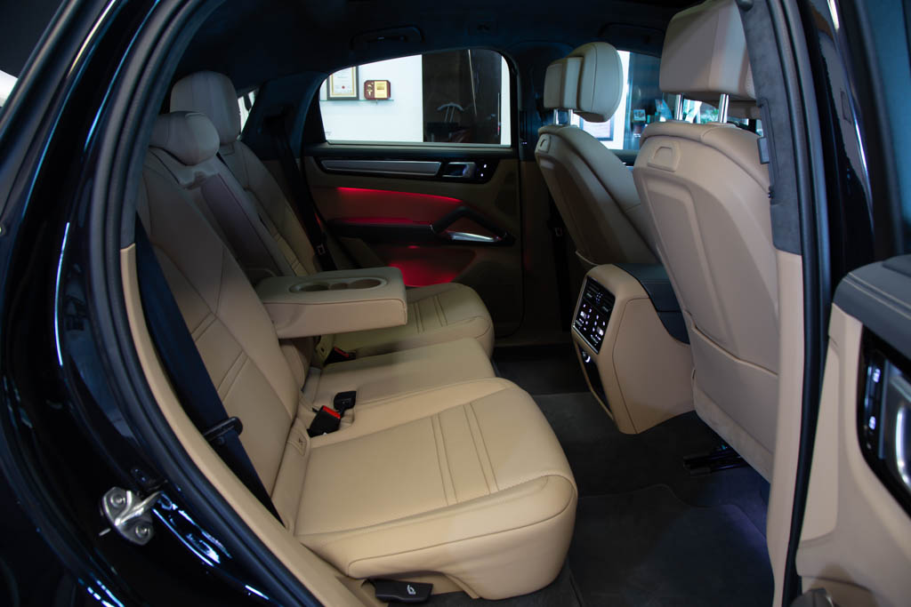 PORSCHE CAYENNE TURBO COUPE