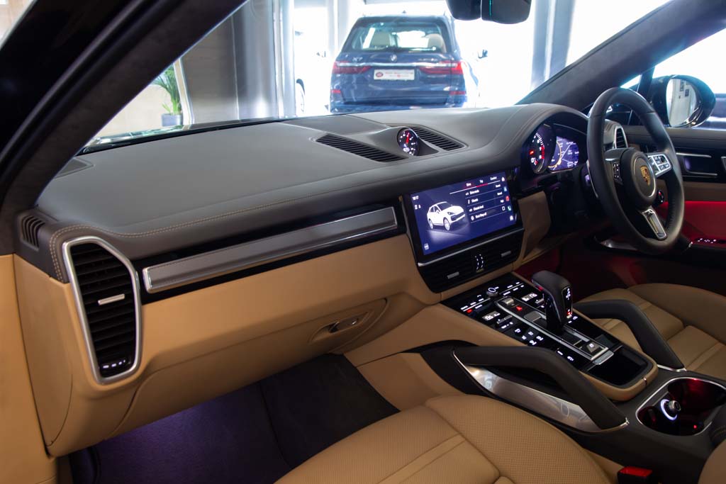 PORSCHE CAYENNE TURBO COUPE