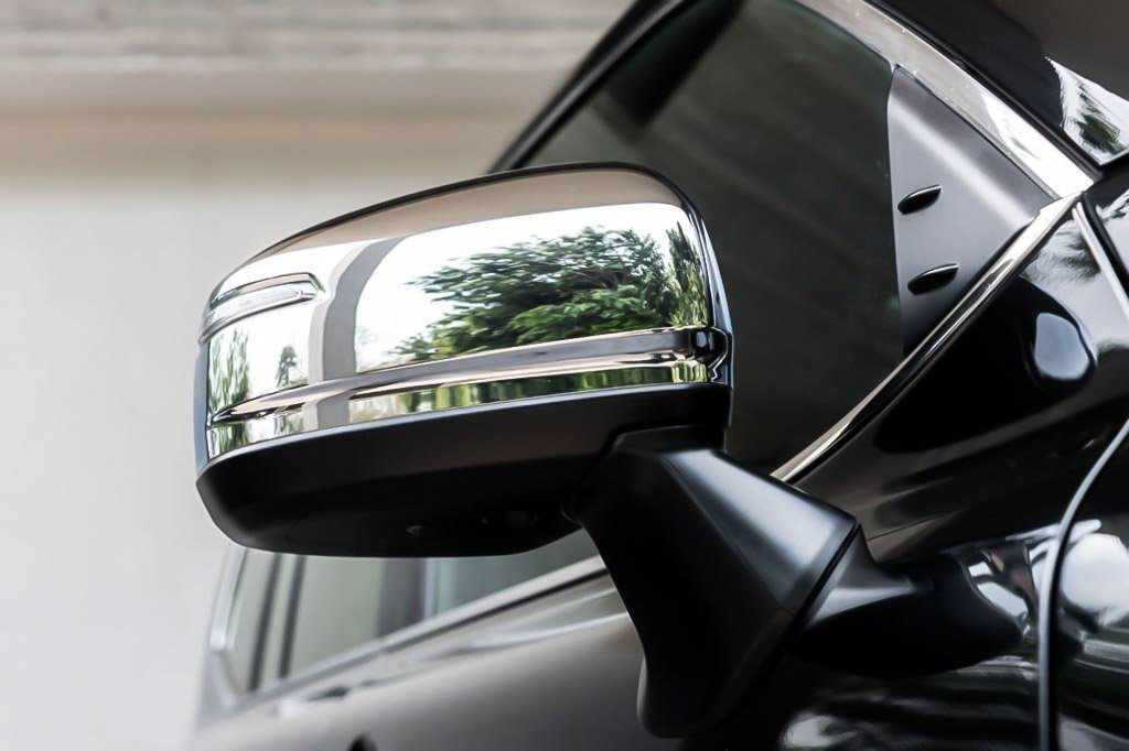 TOYOTA LAND CRUISER LC300